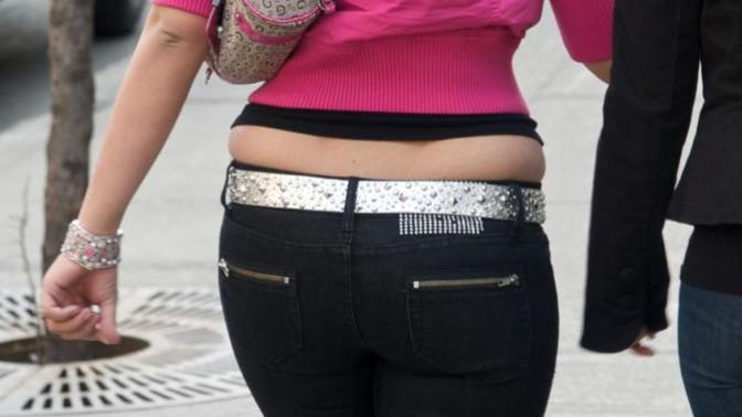 Are muffin tops/lovehandles a turnoff?