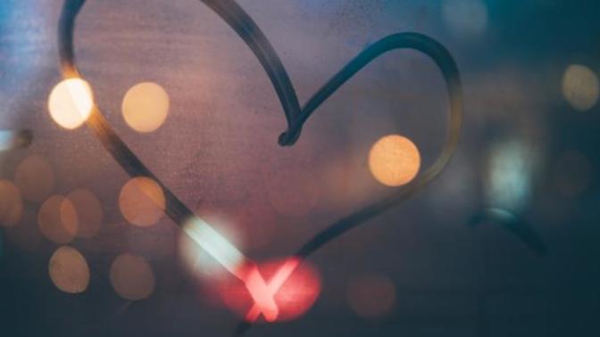 If you can't stop thinking of someone even years later, are you in love with that person?