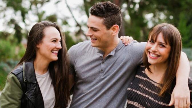 How many people should you date at once?