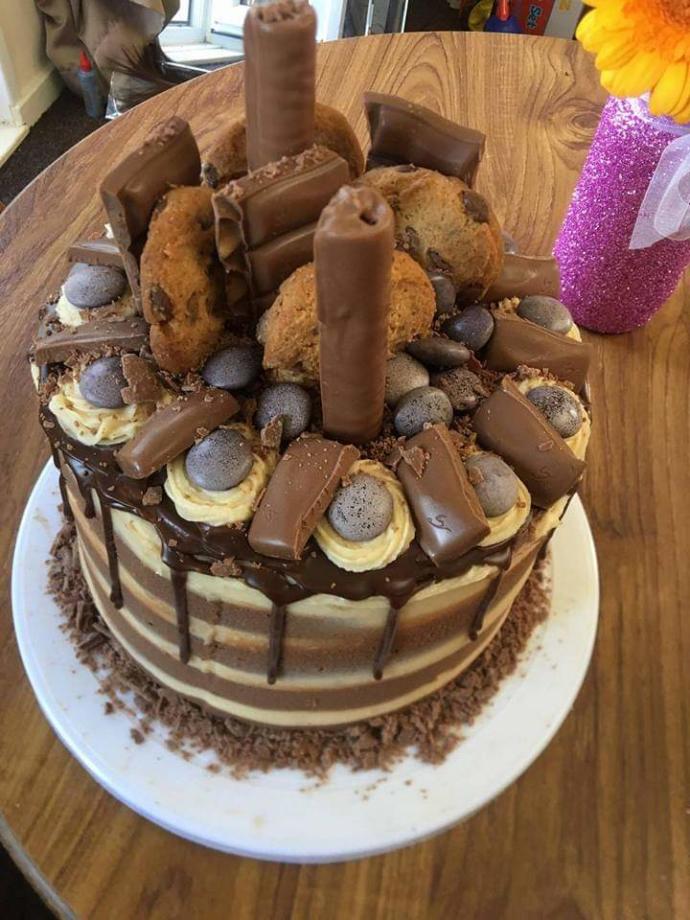 What do you think of the cake I made for my mum's 50th? Birthday? GirlsAskGuys What do you think of the cake I made for my mum's 50th? Birthday? GirlsAskGuys