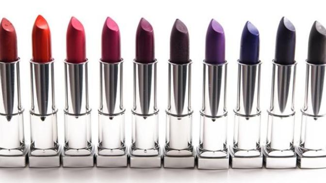 Is it inappropriate to wear bold lipstick to the office?
