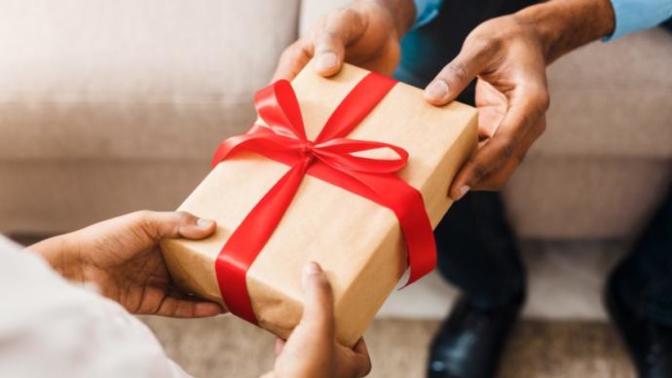 Do you return the gifts after a break up?