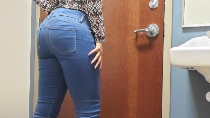 Guys, aged 39--60+, I'm a 24F that prefers to date you sexy older gentlemen but I am terrible at flirting/dating apps, any advice?