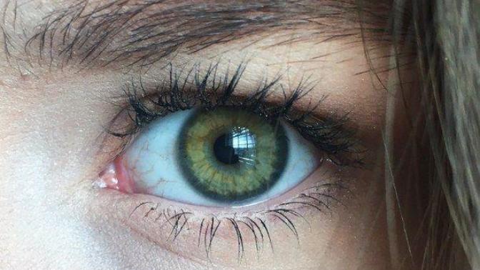 What is the prettiest eye color?