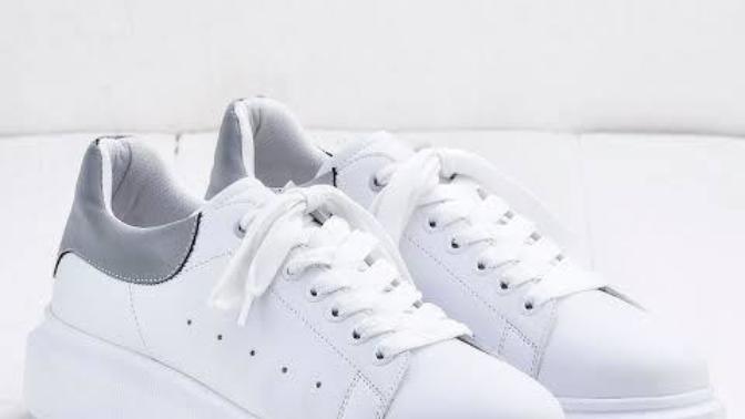 What number of shoes are you wearing?