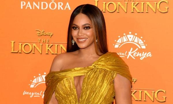 Why are famous Black Women mostly lightskin?
