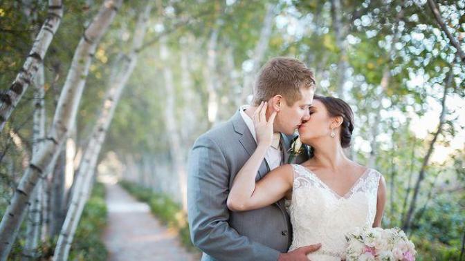 Question, especially to married people: If you are unsure about marriage is that a sign marriage isn't for you or is it normal to feel like that?