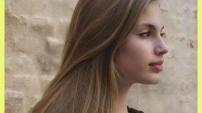 Why do some brown-haired women think they are blonde?