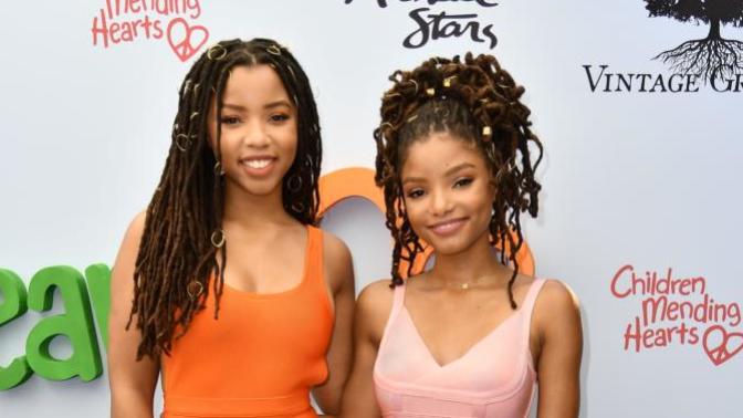 Fellas, would you date a woman with dread locs?