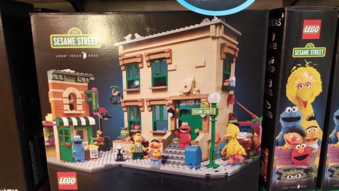 What is the most interesting Lego set I saw at the Mall of America Lego store?