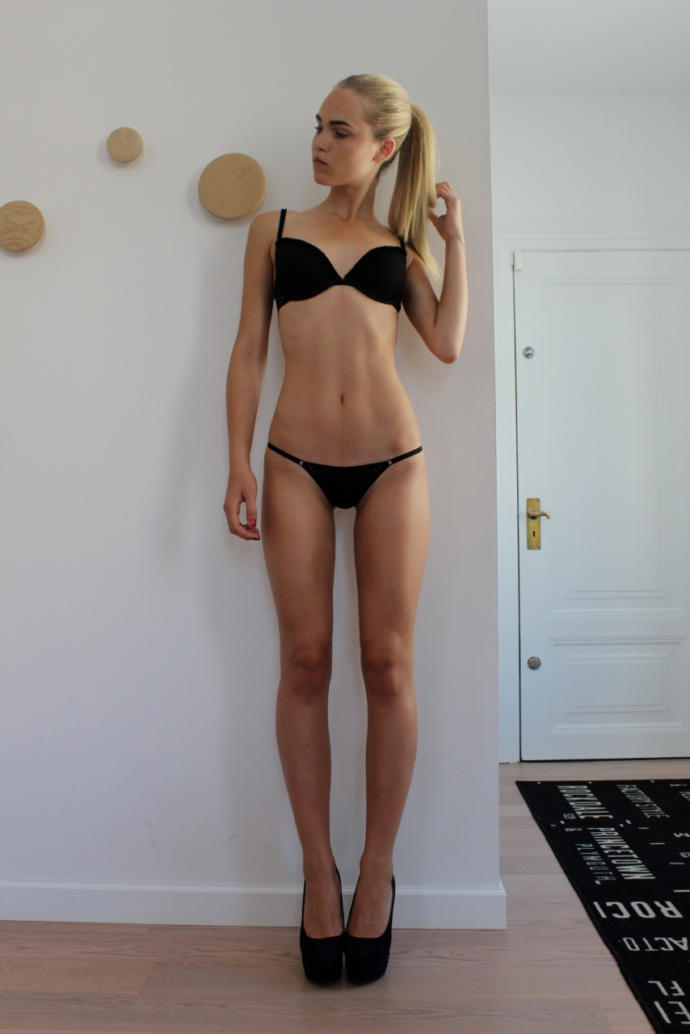 Do guys find hip dips unattractive, do they prefer round hips more?