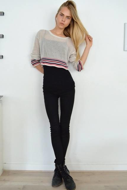 Do guys find hip dips unattractive, do they prefer round hips more?