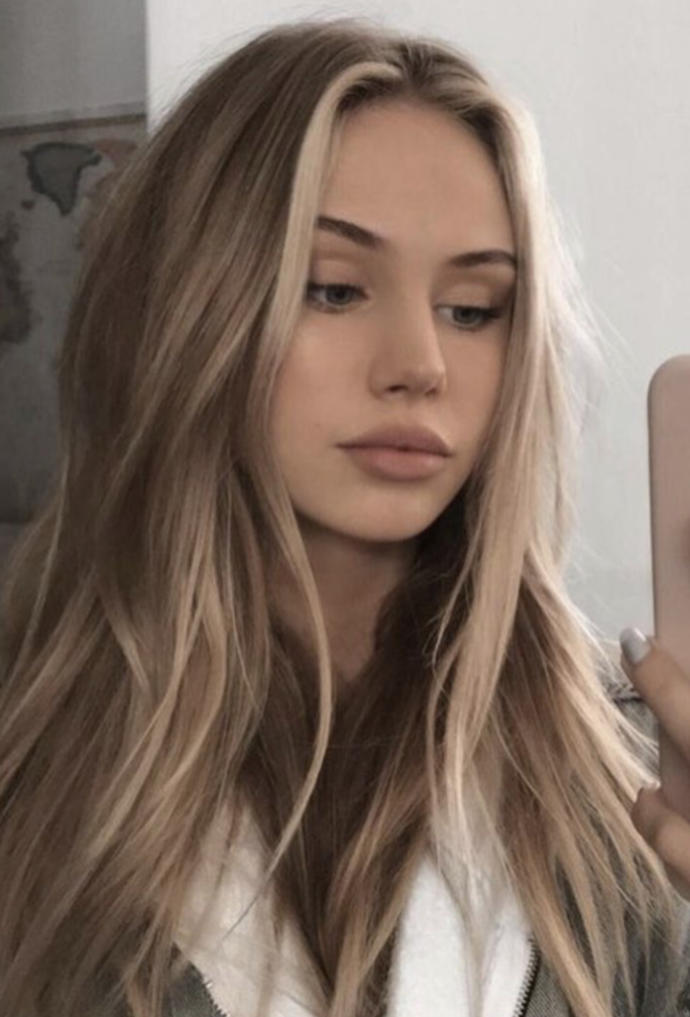 Which shade of blonde is better?