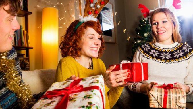 If you make more then the rest of family, should everyone chip in or should you buy all the Christmas gifts?