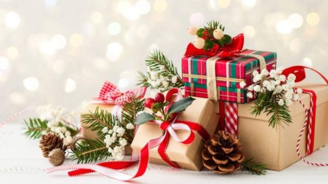 Gift ideas for girlfriend we been together 5 years?