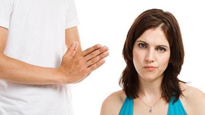 My married ex boyfriend says he wants me back and will end things with his wife? Advice?
