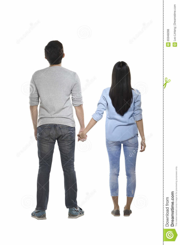 Which couple looks better from a height difference perspective?
