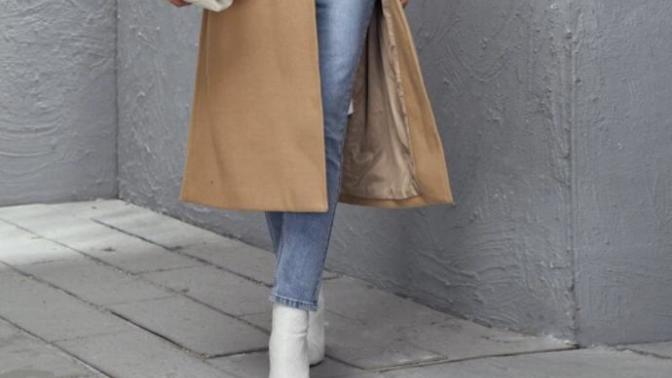Help me choose coat for my girlfriend?