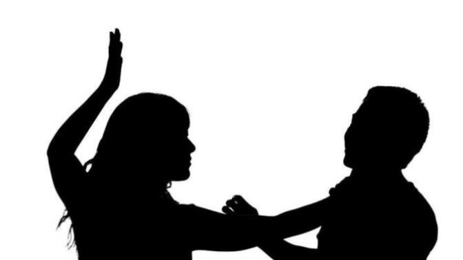 Should a man NEVER EVER hit a woman?