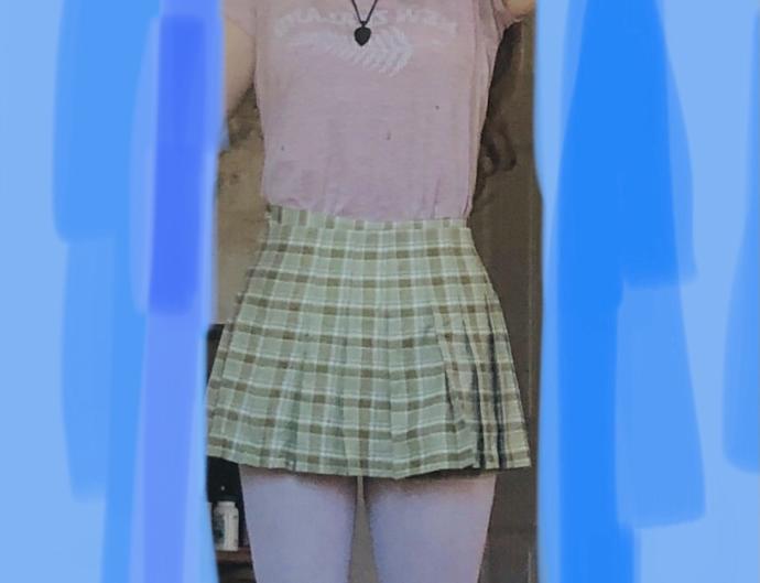 Wear either jacket or something else ( I know it doesn’t exactly match but I think maybe it works in an off center kind of way) ?