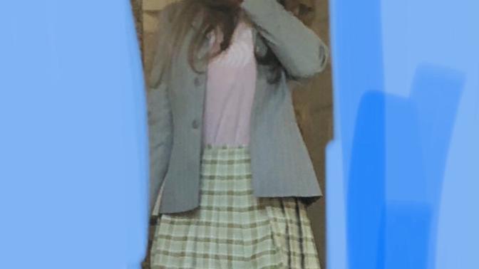 Wear either jacket or something else ( I know it doesn’t exactly match but I think maybe it works in an off center kind of way) ?