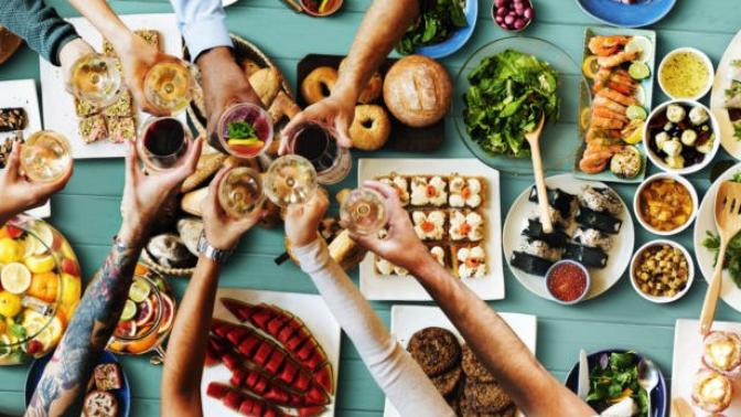 Do you believe it's fair that everyone should bring something to eat for a gathering?