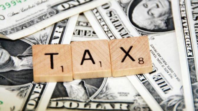 Should there be dating expense on taxes?