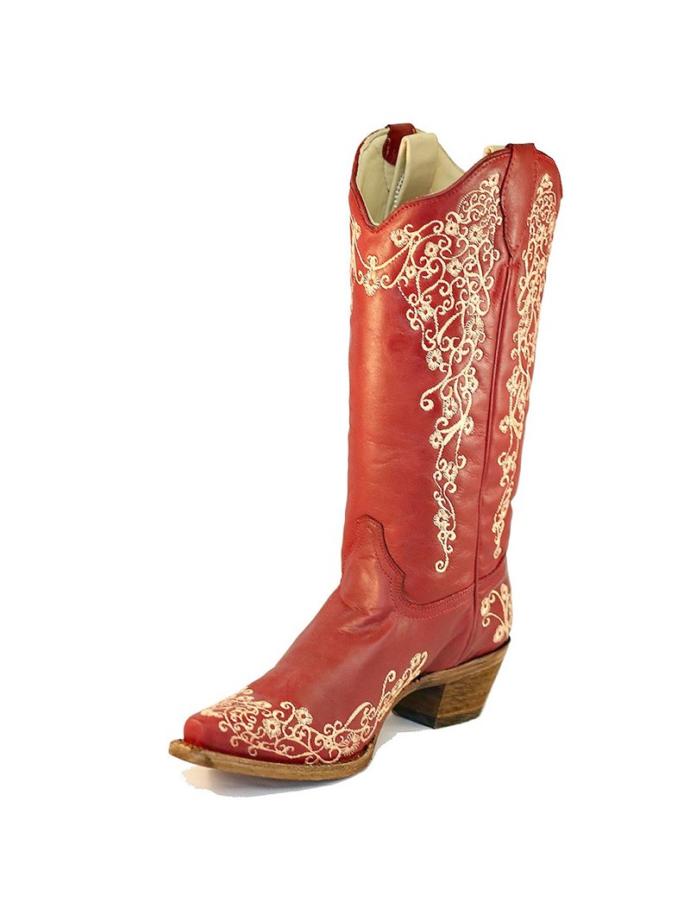 Which Christmas boots you find to be the most attractive?