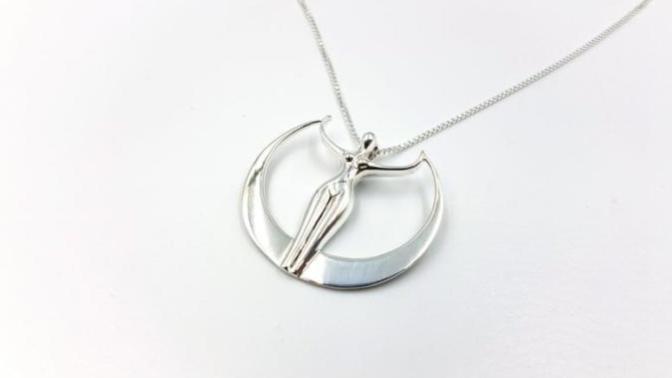 What do you think of this goddess necklace?