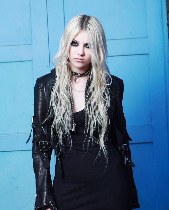 Do you find Taylor Momsen attractive?