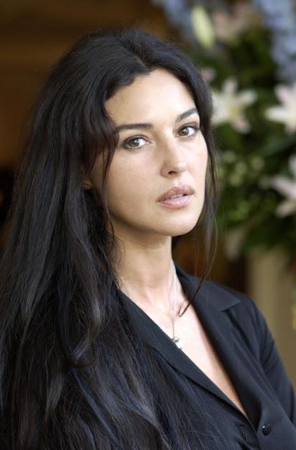 Which woman do you think is prettier, Monica Bellucci or Tuba Büyüküstün?