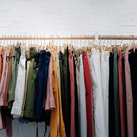Im thinking of starting a little business, Would you buy clothes from an online (Instagram) thrift store?