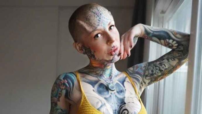 Do you think tattoos are trashy, gross and stupid to ruin your skin with it 🤢?