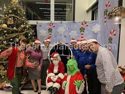 Should grown ups be allowed to sit on Santa's lap?