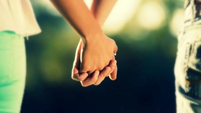 Do pickup lines work as a conversation starter in 2020?
