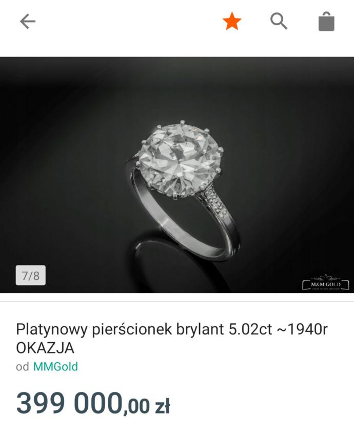 What will be a better gift for my girlfriend?