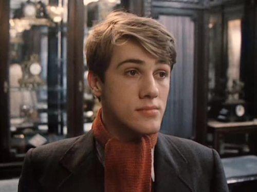 Which celebrity was sexier when they were young?