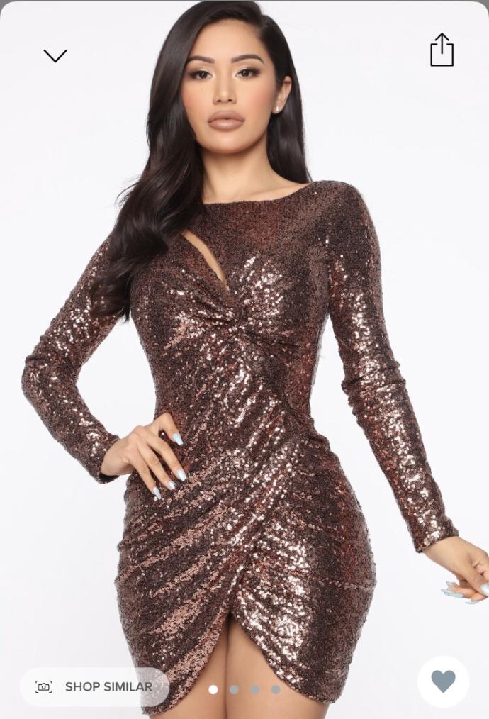 Hey ππ»ββοΈcan you help me pick a dress for my 28 birthday π?