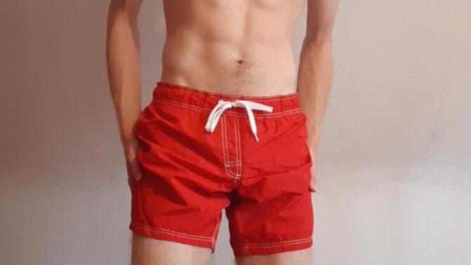 What Type of swimwear fits me (or guys in general) best?