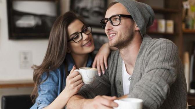 Do men like a simple conservative woman?