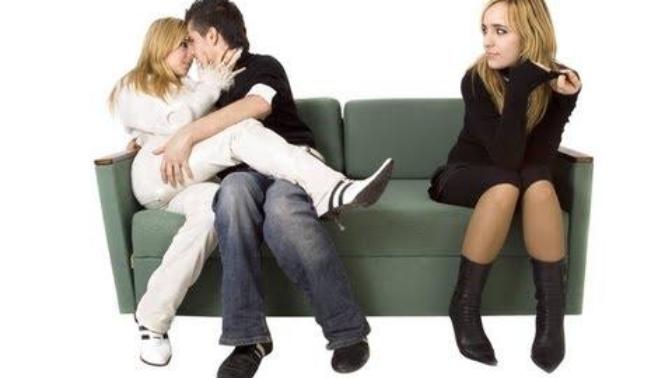 Single friends, when your friends get into relationships and they spend more time with their boyfriend, do you feel some type of way or would you understand?