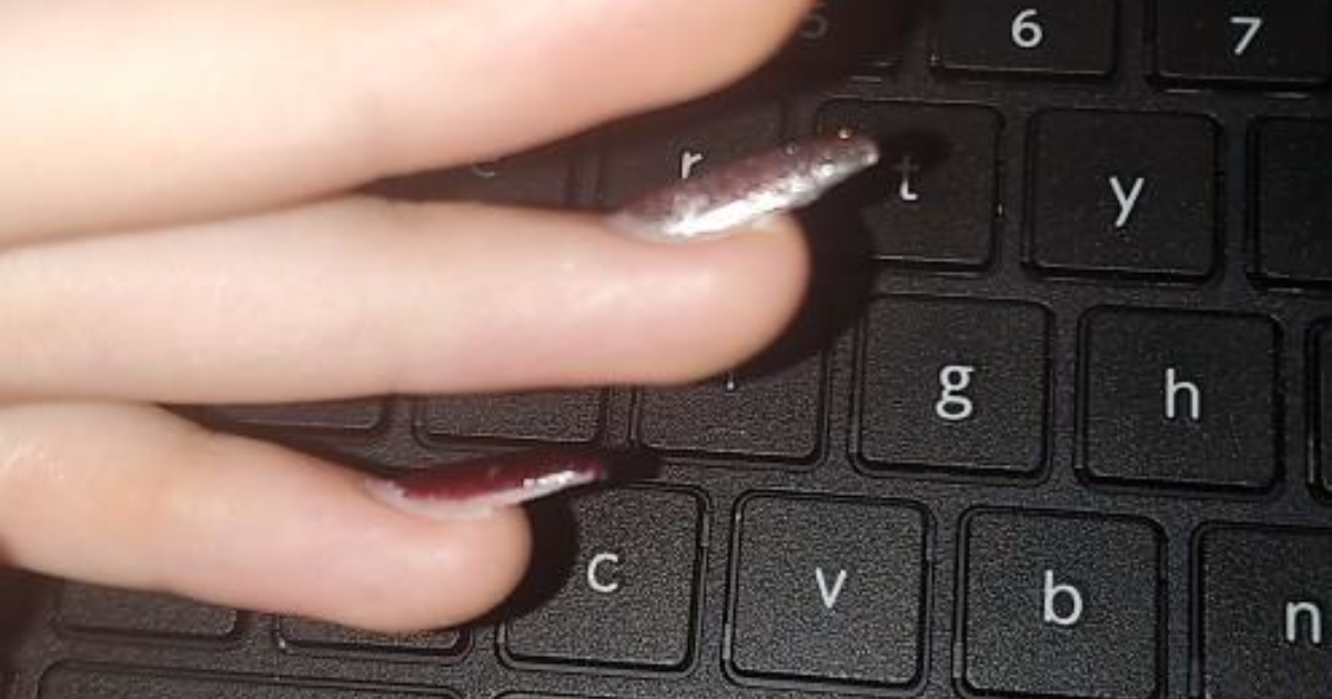 How to fix ski jump nails? GirlsAskGuys