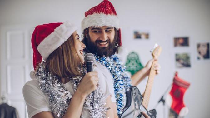 What’s your favorite Christmas song? 🎄 🎶