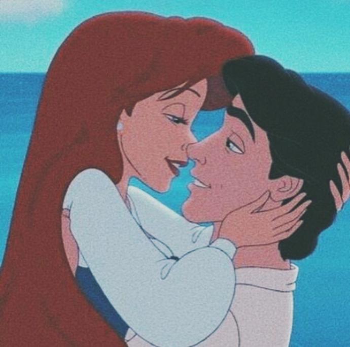 Do you believe in love at first sight 🤔?