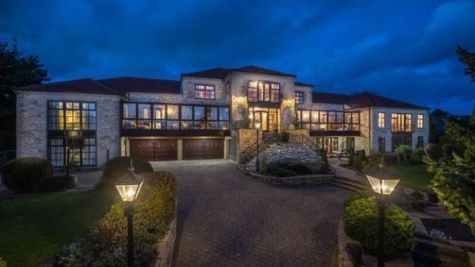 Would you think this is a mansion?
