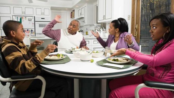 If someone offers you food out of the kindness of their heart should you have a choice to accept or decline without backlash?