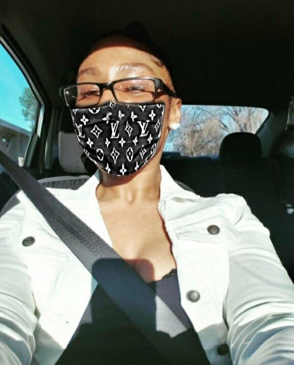 Do Guys Prefer Girls With OR Without Glasses?