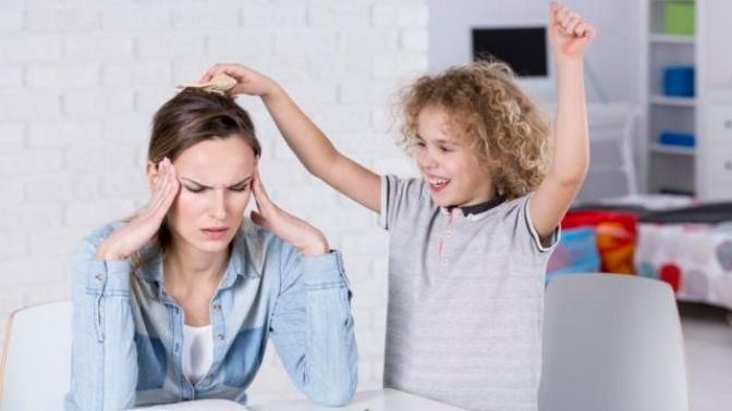 What are the disadvantages of dating someone who has kids?
