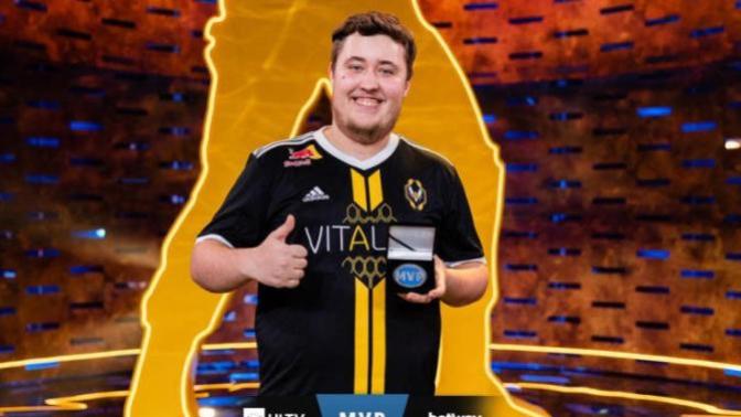 Do you know anyone who wants to be a pro gamer or is actively trying to become one?