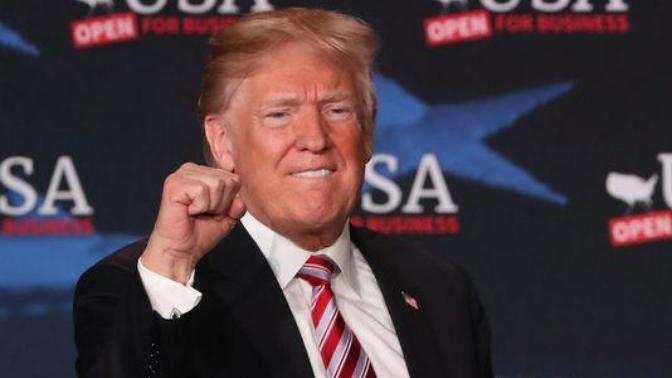 Why do you hate trump and why not past presidents?